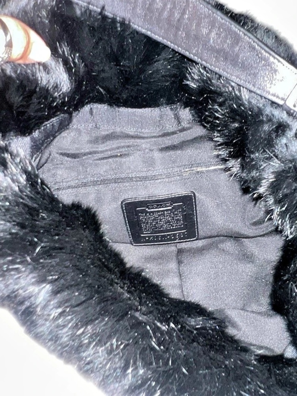 Coach Soho Ski Quilted Nylon and Rabbit Fur Hobo Bag Rabbit Fur Hobo Bag Black - Picture 3 of 6